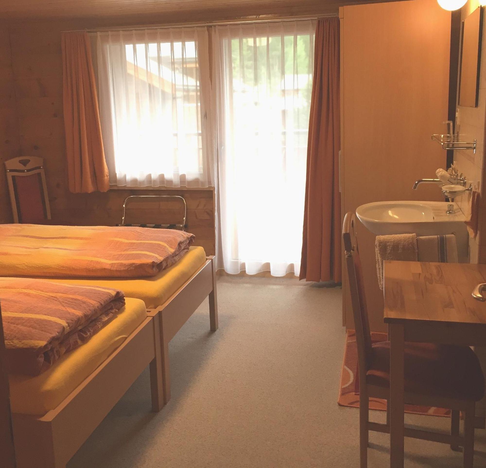 Sunnegga Apartment Grachen Ngoại thất bức ảnh